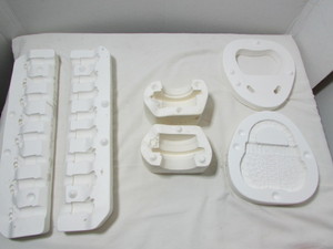 lot 192 image: Cerichorme Slip Molds