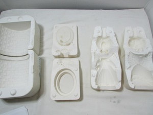 lot 197 image: Duncan Slip Molds