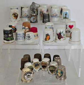 lot 230 image: Vast Thimble Collection