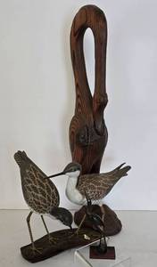 lot 233 image: Unique Wooden Wildlife Decorative Items