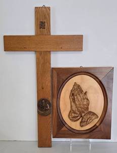 lot 234 image: Vintage Spiritual Wooden Decor Items