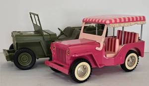 lot 249 image: Vintage Jim Beam Army Jeep Decanter & TONKA Pink Jeep