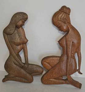 lot 262 image: Pair of Vintage Carved Wooden Female Figures