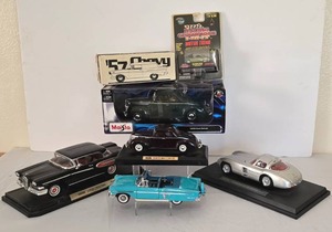 lot 281 image: Vintage Vehicle Replica Collection