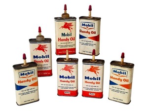 lot 18 image: Collection of 7 Vintage Mobil Handy Oil Cans with Pegasus Logo