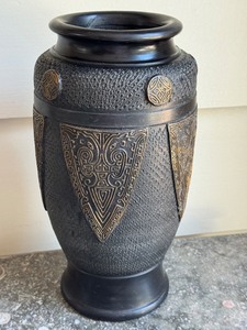 lot 23 image: Vintage Art Nouveau Japanese Black Vase with Ornate Relief