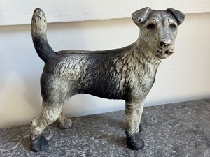 lot 25 image: Vintage Cast-Iron Dog Doorstop with Original Paint