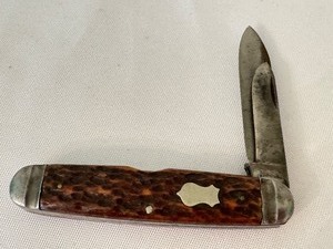 lot 29 image: Vintage Hibbard Spencer Bartlett Folding Pocket Knife