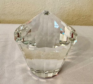 lot 127 image: Swarovski Faceted Crystal Paperweight