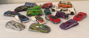 lot 161 image: Assorted Vintage Hot Wheels Diecast Cars Including Vette Van
