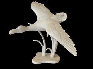 lot 175D image: Kaiser Porcelain G. Bochmann Flying Duck Figurine 6 Inch
