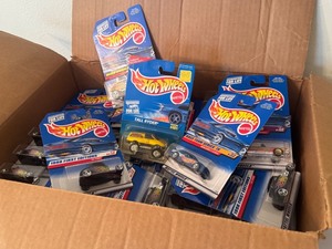 lot 189 image: Box of Assorted Hot Wheels Die-Cast Cars, Approx. 150 Count
