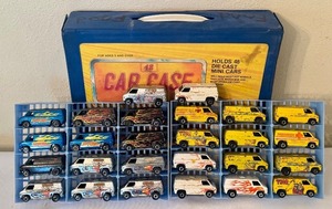 lot 376 image: Vintage Hot Wheels Super Van Collection with Vintage 48-Car Carry Case