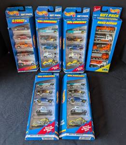 lot 311 image: Six Hot Wheels Multi Car Packs