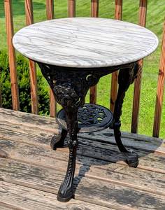 lot 325 image: Figural Cast Iron and Marble Side Table