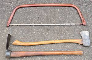 lot 467 image: Vintage Tool Combo
