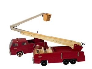 lot 49G image: Pair of Vintage Tonka Snorkel Fire Trucks - Used Condition