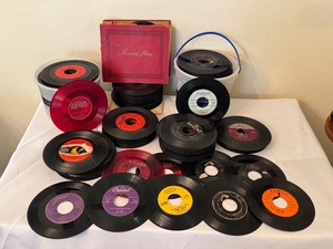 lot 416 image: Collection of Over 100 Vintage 45 RPM Records with Albums and Storage Case