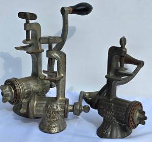 lot 583 image: Three Vintage E.C. Simmons Keen Kutter Vintage Meat Grinders