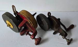 lot 589 image: Hand-Cranked Bench Grinder Duo