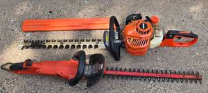 lot 601 image: Pair of Hedge Trimmers