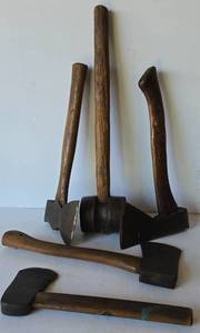 lot 606 image: Carnival Strong Mans Hammer & Vintage Hatchet Selection