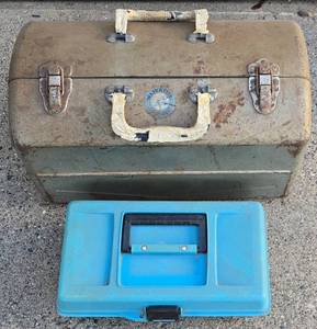 lot 643 image: Tackle Boxes, Large Vintage Hooks & More