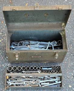 lot 645 image: Metal Craftsman Tool Box  Wrenches & More
