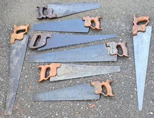 lot 648 image: Collection of Vintage Hand Saws