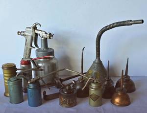 lot 649 image: Variety of Vintage Oil Cans & More