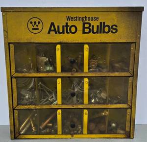 lot 658 image: Vintage Metal Westinghouse Auto Bulbs Cabinet