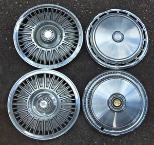 lot 325K image: Chrysler Hub Cap Collection