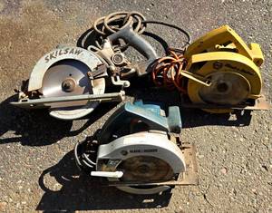 lot 682 image: Three Circular & Skilsaws