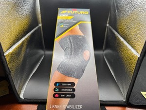 lot 84 image: 3M Futuro Knee Brace (Comfort Stabilizer)
