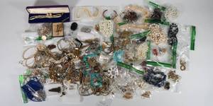 lot 51 image: Large Costume Jewelry Lot