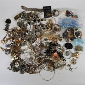 lot 45 image: Large Costume Jewelry Lot