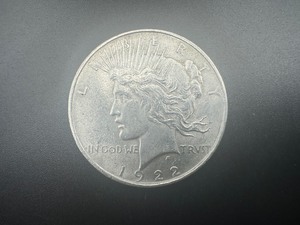 lot 40 image: 1922 XF Peace Dollar
