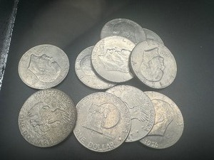 lot 47 image: Circulated Clad IKE Dollar