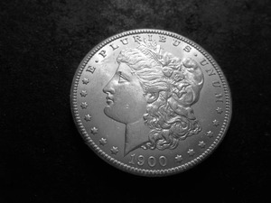 lot 28 image: 1900 Morgan Silver Dollar