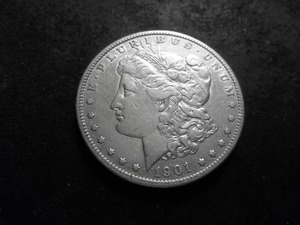 lot 33 image: 1901 S Morgan Silver Dollar