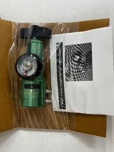 lot 67 image: NEW Dual-Lumen Oxygen Conserving Regulator with Manual - Offers Both Continuous Flor and Conserving Modes, Compact and Lightweigh