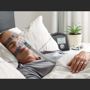 lot 26 image: MSRP $1200 Fisher & Paykel Healthcare ICONAAN Icon Series Humidified Auto CPAP with Manual & Carry Bag (No MaskHose)  Built-In ThermoSmart Humidification, Auto-Adjusting Pressure for Optimal Comfort &nbspGreat Working Condition