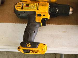 lot 768 image: DeWalt 20V 12 Drill Driver DCD771
