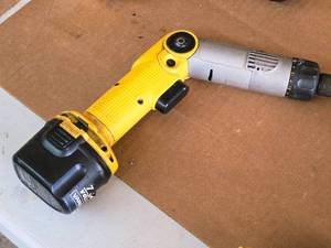 lot 775 image: DeWalt 7.2V Screwdriver DW920