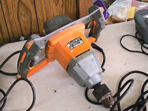 lot 789 image: Ridgid 58 Power Mixer R7135