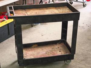 lot 846 image: Plastic Utility Cart 34 x 17 12 x 32 2-tier
