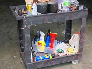 lot 853 image: Plastic Utility Cart 34 x 17 12 x 32 2-tier