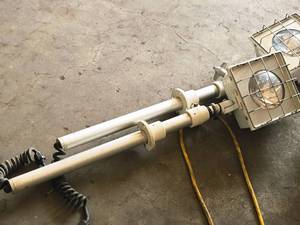 lot 909 image: Lot of (2) Shop Worklights