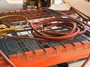 lot 915 image: 300-PSI Air Hose