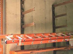 lot 639 image: Werner 24 Extension Ladder